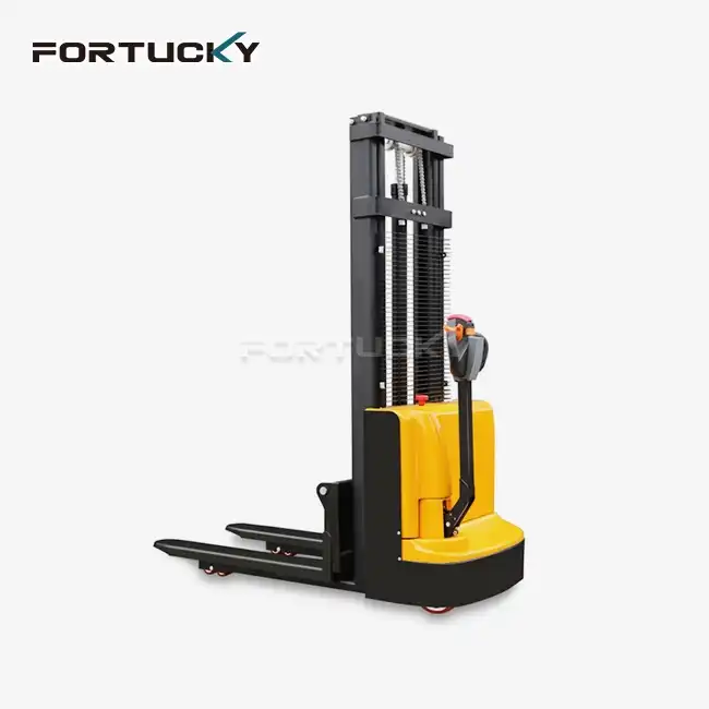 Light-duty electric stacker vs manual stacker: efficiency comparison